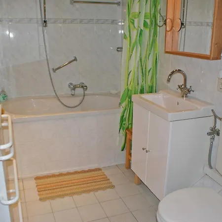 Blockhaus _ Ideal Bis 4 Personen Damp